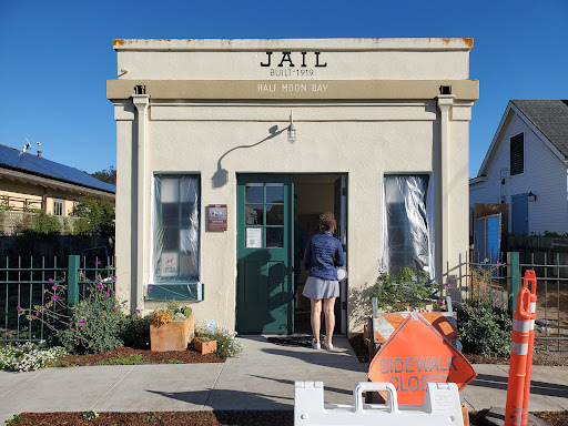 Wine Store «Half Moon Bay Wine & Cheese», reviews and photos, 421 Main St, Half Moon Bay, CA 94019, USA