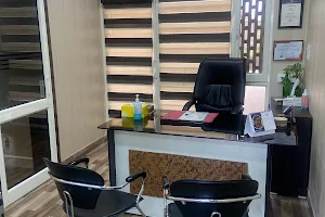 Roots Hair & Scalp Clinic and WIG Centre image