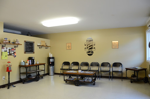 Barber Shop «County Line Barbers», reviews and photos, 7626 KY-146, Pewee Valley, KY 40056, USA