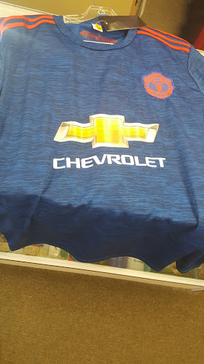 Sportswear Store «Marathon Sports of Chicago», reviews and photos, 4352 W Fullerton Ave, Chicago, IL 60639, USA