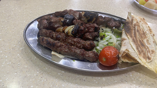 مطعم فطائر حدائق دمشق 