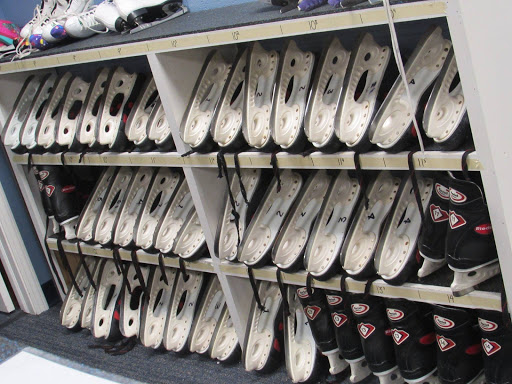 Ice Skating Rink «Dearborn Ice Skating Center», reviews and photos, 14900 Ford Rd, Dearborn, MI 48126, USA