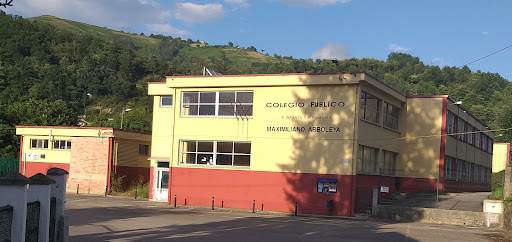 Colegio Público Maximiliano Arboleya en Barredos