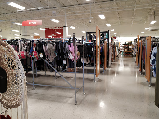 Department Store «T.J. Maxx», reviews and photos, 124 Danbury Rd, New Milford, CT 06776, USA