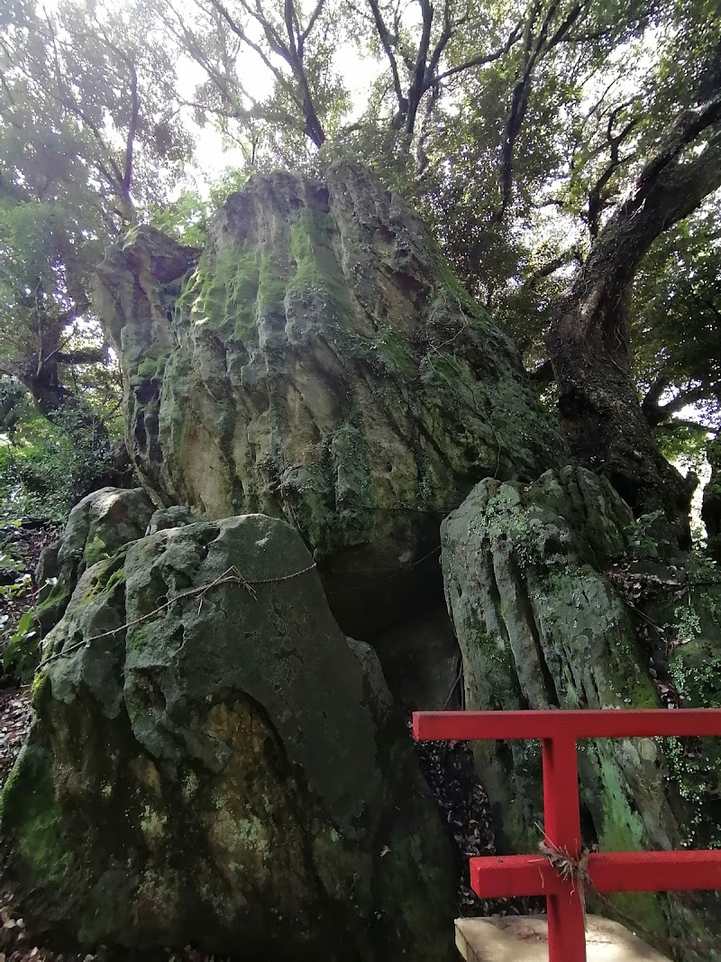姫山メンヒル