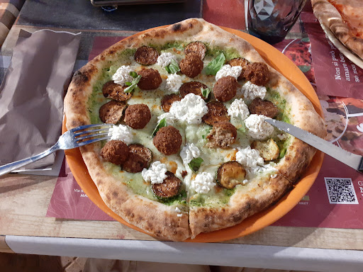 Fabrics Pub in Marina di Camerota, Provincia di Salerno