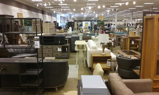 Furniture Store «The Dump Furniture Outlet», reviews and photos, 801 N Military Hwy, Norfolk, VA 23502, USA