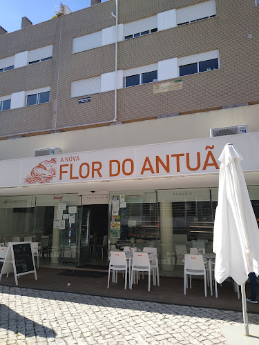 Padaria Flor De Antuã - Comércio E Indústria De Padaria E Pastelaria, Lda. - Estarreja