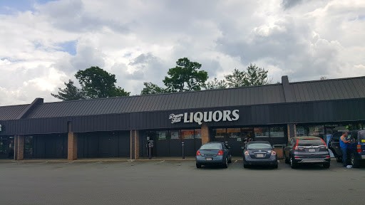 Liquor Store «Drum Hill Liquors», reviews and photos, 83 Parkhurst Rd # 18, Chelmsford, MA 01824, USA