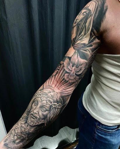 Explore charlotte tattoo ideas, creative tattoo ideas in West Babylon, available at Beacon Tattoo & Piercings