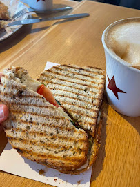 Plats et boissons du Sandwicherie Prêt à Manger à Neuilly-sur-Seine - n°19