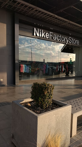 Nike Factory Curauma