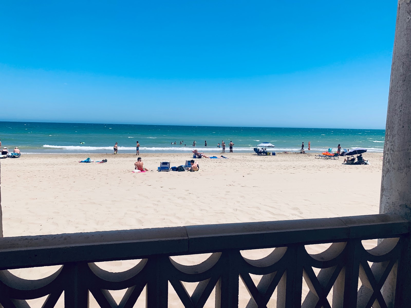 Fotografija Playa de El Pinet udobje območja