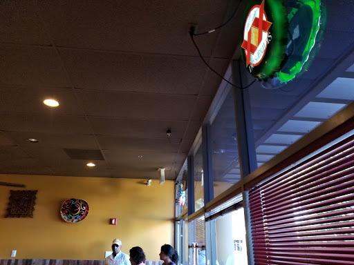 Mexican Restaurant «Rosarito Fresh Mexican Grill», reviews and photos, 27674 Newhall Ranch Rd #30, Valencia, CA 91355, USA