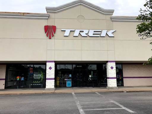 Bicycle Repair Shop «Trek Bicycle Store of St Louis», reviews and photos, 13922 Manchester Rd, Ballwin, MO 63011, USA