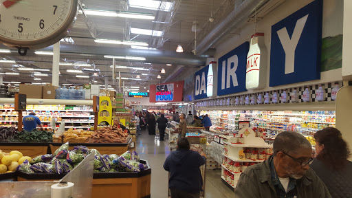 Supermarket «Super King Market», reviews and photos, 2260 Lincoln Ave, Altadena, CA 91001, USA