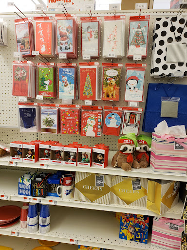 Supermarket «Super Stop & Shop», reviews and photos, 505 N Main St, Southington, CT 06489, USA