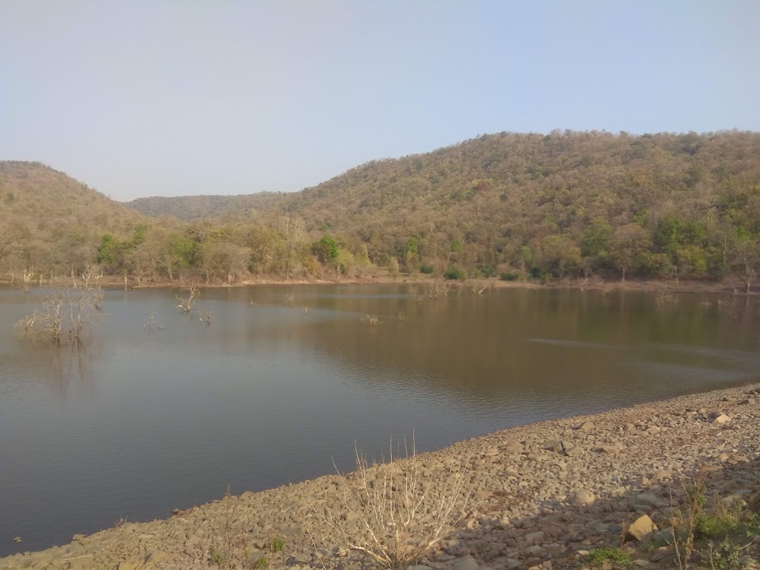 प्राथमिक शाला भंडार कुआ