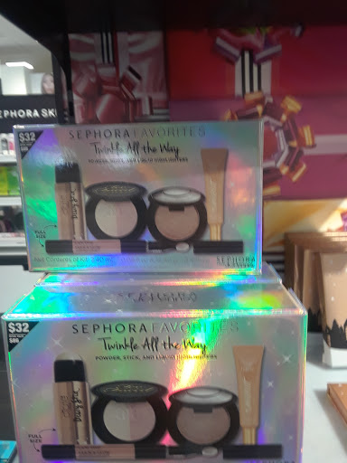Cosmetics Store «SEPHORA inside JCPenney», reviews and photos, 4680 High Pointe Blvd, Harrisburg, PA 17111, USA
