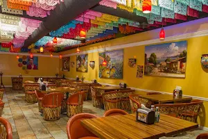 Los Arcos Restaurant Restaurante and Grill image