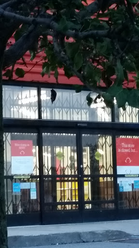 Office Supply Store «Staples», reviews and photos, 134-01 20th Ave, Flushing, NY 11356, USA