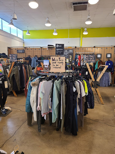 Camping Store «REI», reviews and photos, 200 Ridge Pike #115, Conshohocken, PA 19428, USA