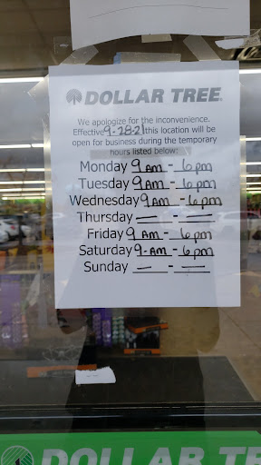 Dollar Store «Dollar Tree», reviews and photos, 6521 Sashabaw Rd, Village of Clarkston, MI 48346, USA