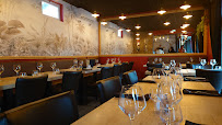 Atmosphère du Restaurant O'Bistro d'à Côté à Conflans-Sainte-Honorine - n°1
