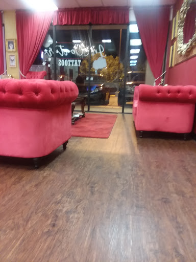 Tire Shop «Discount Tire Store - Hill Country Village, TX», reviews and photos, 15703 San Pedro Ave, Hill Country Village, TX 78232, USA