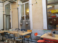 Atmosphère du Bistro Le Parpaing qui flotte à Marseille - n°5