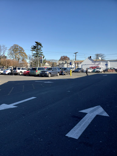 Thrift Store «Goodwill Stamford Store & Donation Station», reviews and photos, 587 Elm St, Stamford, CT 06902, USA