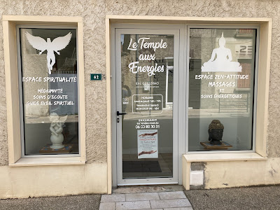 Le Temple Aux Energies à Saint-Étienne-de-Saint-Geoirs