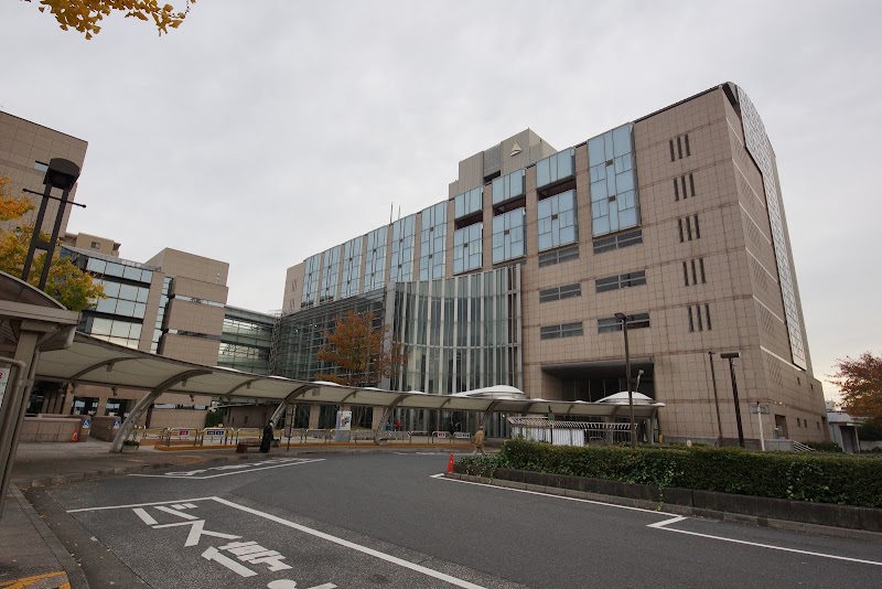 足立区役所 東京都足立区中央本町 市役所 区役所 市役所 グルコミ