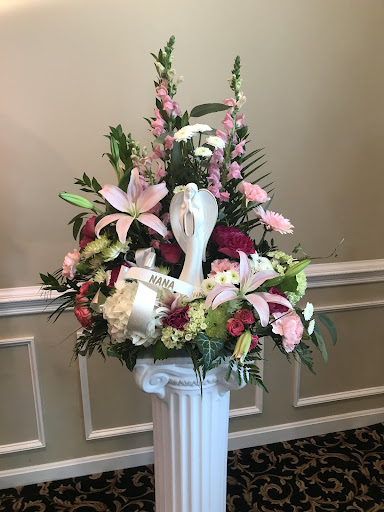 Florist «Wood Bros Flrsts Inc», reviews and photos, 651 Bridge St, Lowell, MA 01850, USA