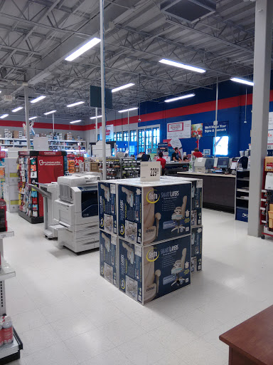 Office Supply Store «Office Depot», reviews and photos, 6400 Hembree Ln Suite 100, Windsor, CA 95492, USA