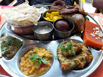 Thali du Restaurant indien Royal Bombay à Paris - n°7