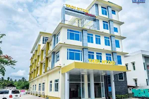 Yadi Htoo Hotel image