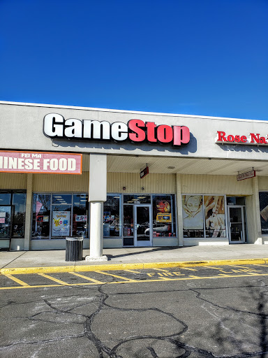 GameStop, 4571 Main St, Bridgeport, CT 06606, USA, 