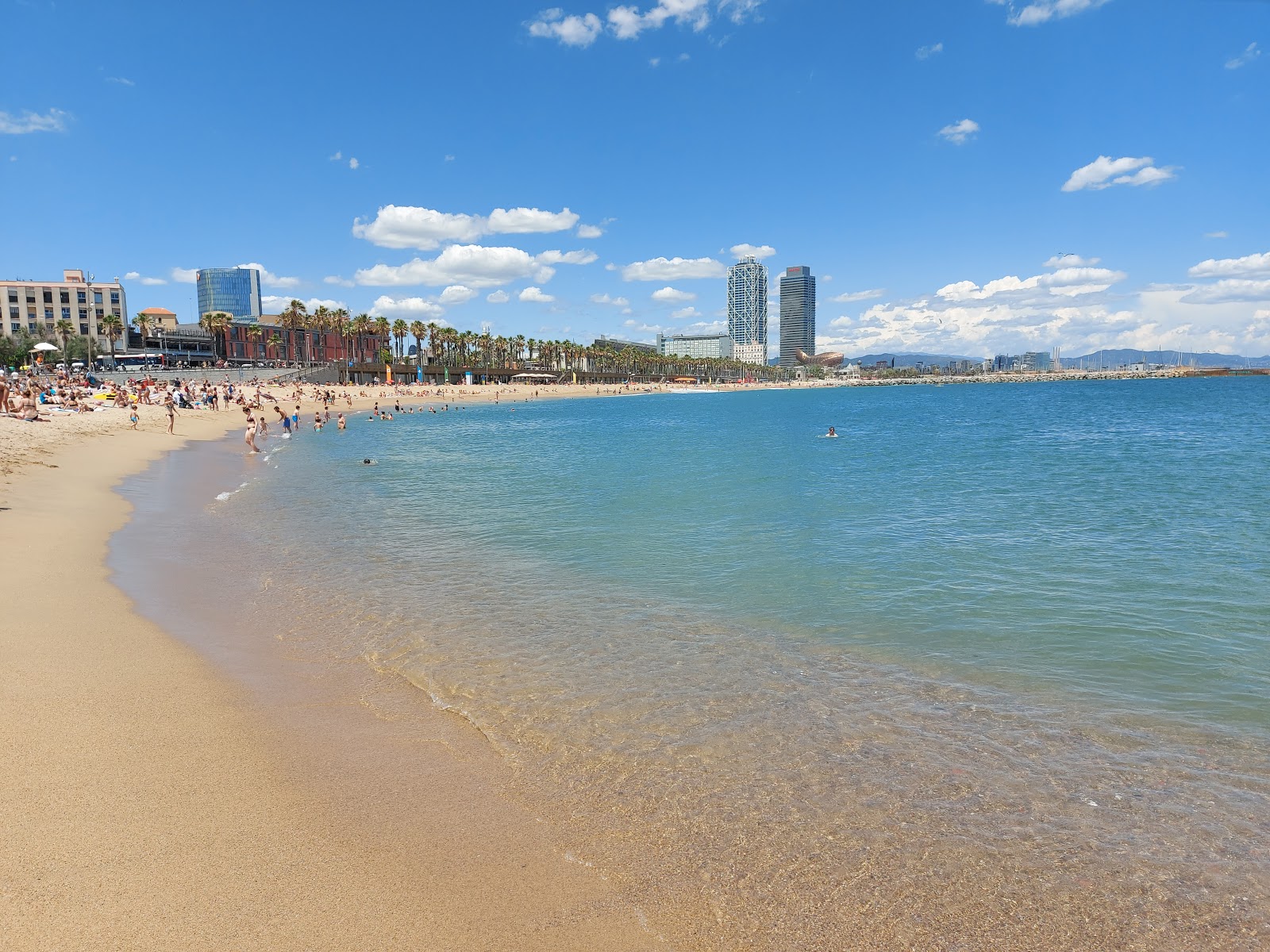 Photo of Playa Barceloneta amenities area