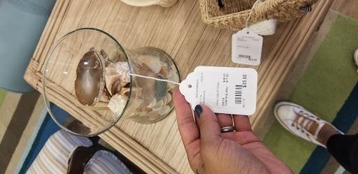 Consignment Shop «Encore Interiors Consignment», reviews and photos, 2300 N Federal Hwy, Fort Lauderdale, FL 33316, USA