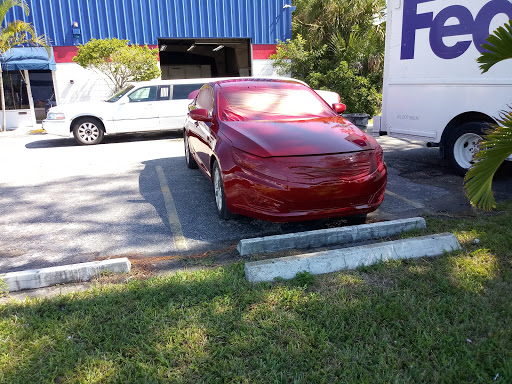 Auto Body Shop «Maaco Collision Repair & Auto Painting», reviews and photos, 1570 N Washington Blvd, Sarasota, FL 34236, USA