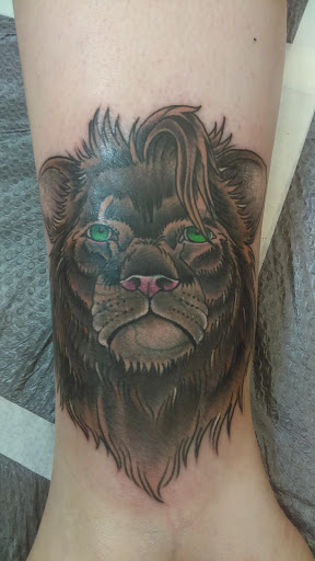 Explore hip thigh tattoo ideas, creative tattoo ideas in Augusta, available at Mr. Tattoo