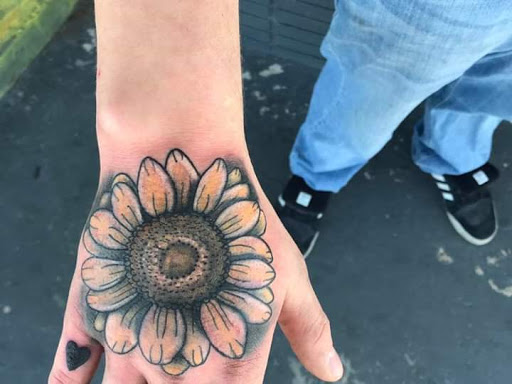 Tattoo Shop «Artistic Body Tattoo», reviews and photos, 467 N Dixie Blvd, Radcliff, KY 40160, USA