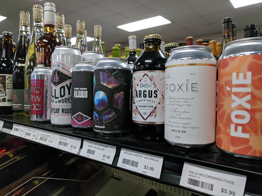 Wine Store «Cellar Door Wine & Spirits», reviews and photos, 1310 N 12th St, Murray, KY 42071, USA