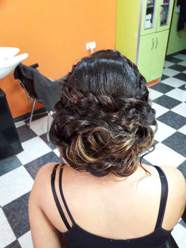 Peluquería Inma en Huétor-Tájar, Granada