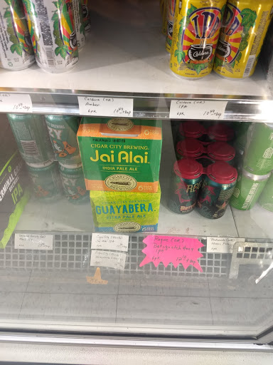 Grocery Store «Capital Market», reviews and photos, 1420 State St, Salem, OR 97301, USA