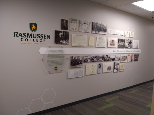 Sign Shop «Signs Now Downers Grove», reviews and photos, 1548 Ogden Ave, Downers Grove, IL 60515, USA