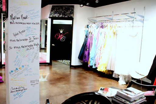 Formal Wear Store «Winning Crown Boutique», reviews and photos, 11046 Elm St, Omaha, NE 68144, USA