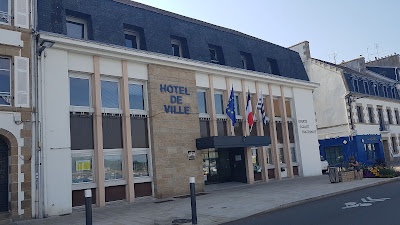 Mairie à Audierne