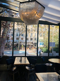 Atmosphère du Restaurant français Au Pied de Cochon à Paris - n°19